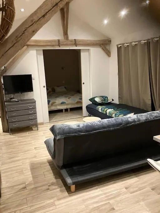 Petite Annexe Avec Des Animaux Apartment Lusigny